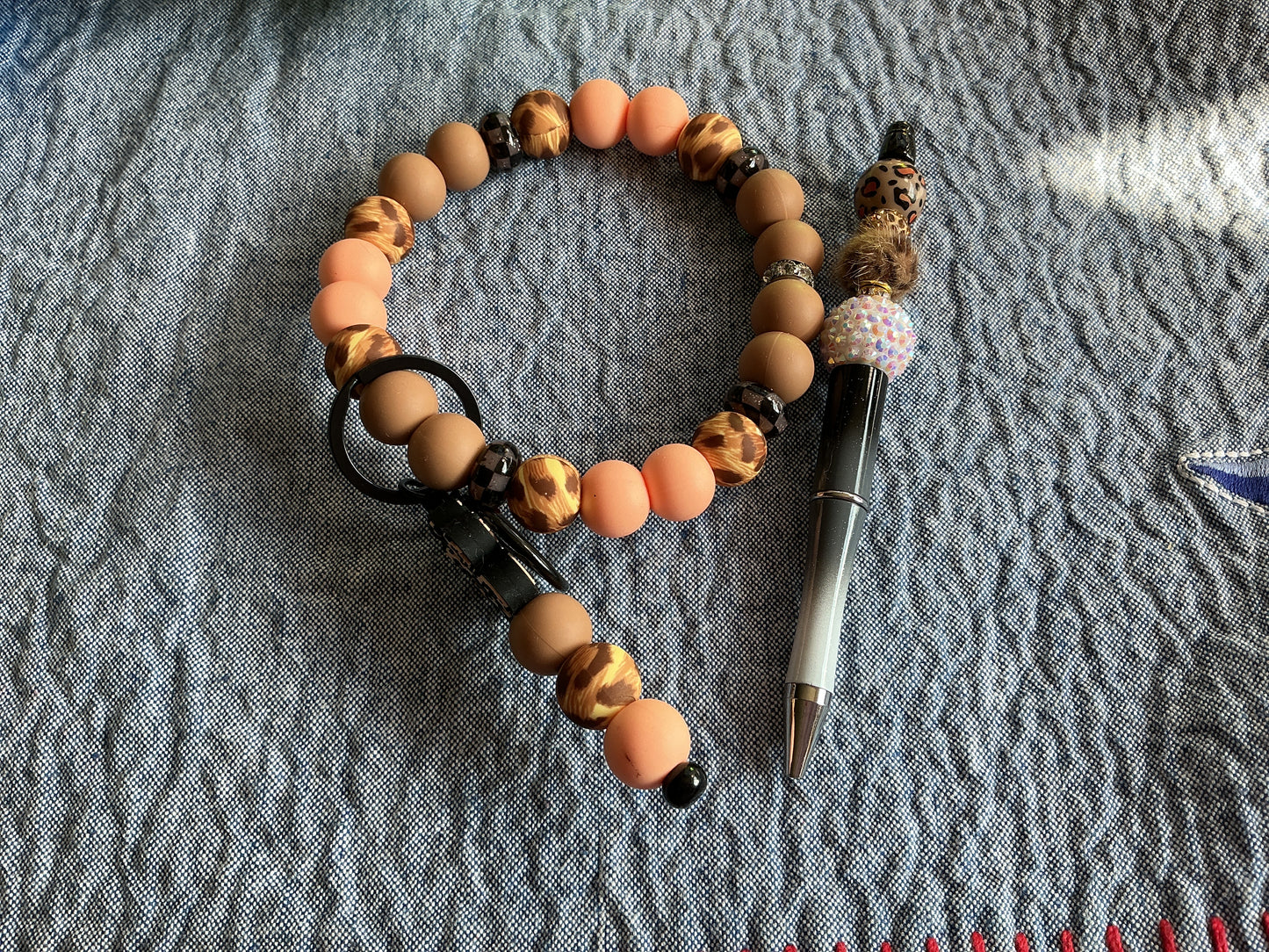 Wristlets keychain and pen