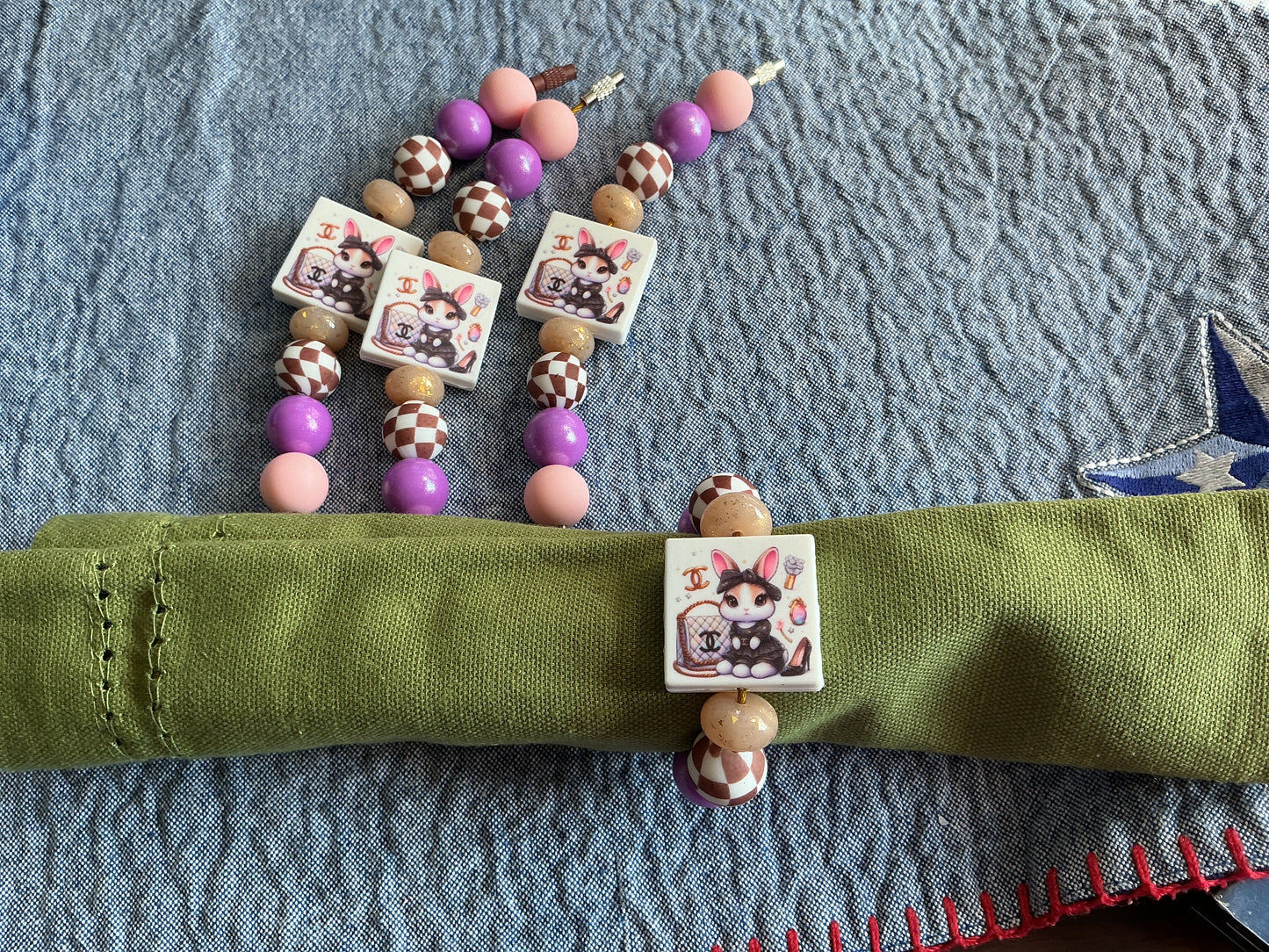 Napkin ring holders