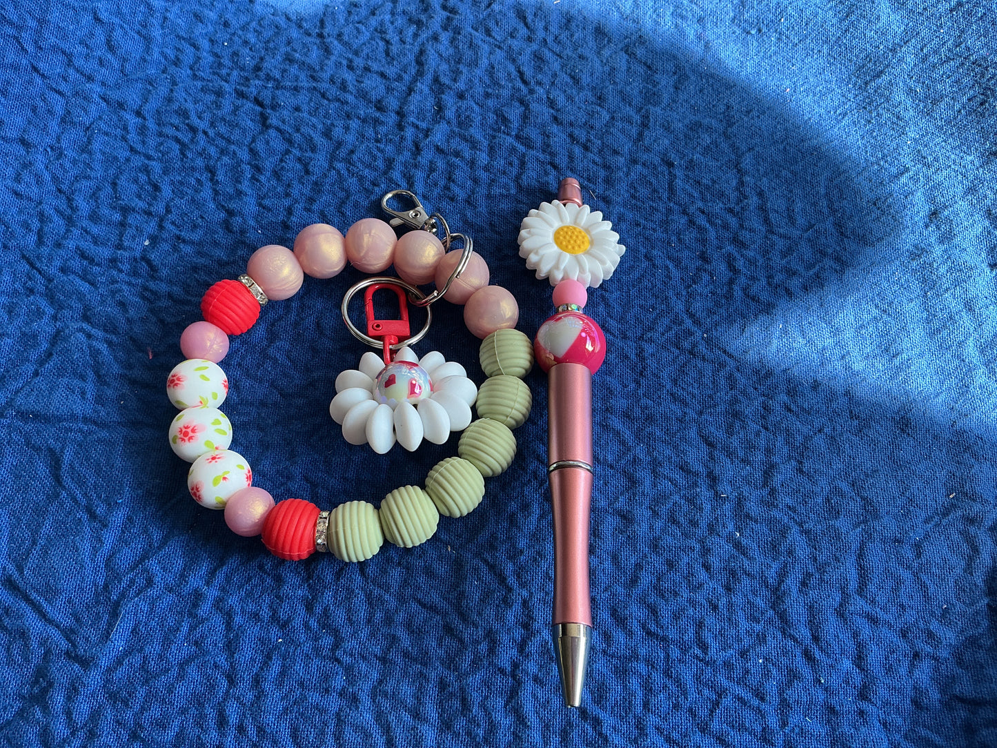 Wristlets keychain and pen